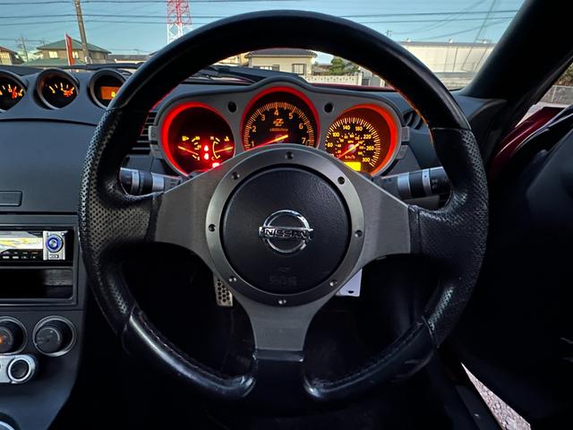 フェアレディＺ バージョンＳ　６ＭＴ／フルスケールメーター交換／ＮＩＳＭＯバンパー／ＮＩＳＭＯウイング／ＮＩＳＭＯ軽量フラホ／トラスト車高調／純ＯＰＭＯＭＯステ／ステンレスマフラー／Ｚ３４ホイール／ＢＯＳＥサウンド／ブレンボ（30枚目）