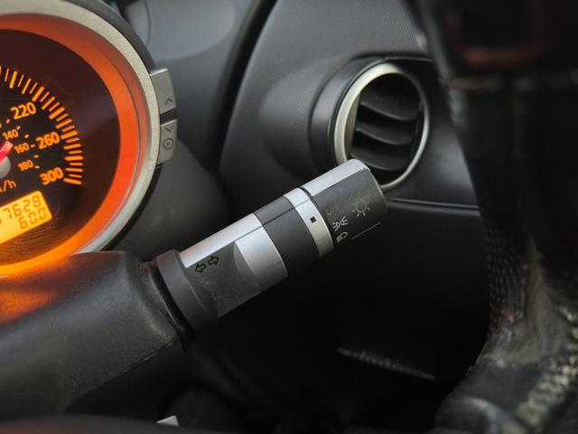 フェアレディＺ バージョンＳ　６ＭＴ／フルスケールメーター交換／ＮＩＳＭＯバンパー／ＮＩＳＭＯウイング／ＮＩＳＭＯ軽量フラホ／トラスト車高調／純ＯＰＭＯＭＯステ／ステンレスマフラー／Ｚ３４ホイール／ＢＯＳＥサウンド／ブレンボ（32枚目）