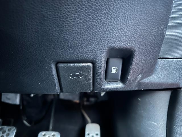 フェアレディＺ バージョンＳ　６ＭＴ／フルスケールメーター交換／ＮＩＳＭＯバンパー／ＮＩＳＭＯウイング／ＮＩＳＭＯ軽量フラホ／トラスト車高調／純ＯＰＭＯＭＯステ／ステンレスマフラー／Ｚ３４ホイール／ＢＯＳＥサウンド／ブレンボ（37枚目）