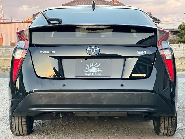 プリウス Sセーフティプラス 1年保証付き/純正9型ナビ/禁煙車/トヨタセーフティセンス/クリアランスソナー/LEDヘッドライト/フォグランプ/ETC/ドラレコ/フルセグTV/Bカメラ/BT再生/CD・DVD/オートライト(11枚目)