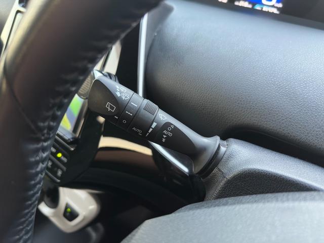 プリウス Sセーフティプラス 1年保証付き/純正9型ナビ/禁煙車/トヨタセーフティセンス/クリアランスソナー/LEDヘッドライト/フォグランプ/ETC/ドラレコ/フルセグTV/Bカメラ/BT再生/CD・DVD/オートライト(27枚目)