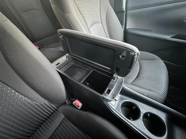 プリウス Sセーフティプラス 1年保証付き/純正9型ナビ/禁煙車/トヨタセーフティセンス/クリアランスソナー/LEDヘッドライト/フォグランプ/ETC/ドラレコ/フルセグTV/Bカメラ/BT再生/CD・DVD/オートライト(36枚目)