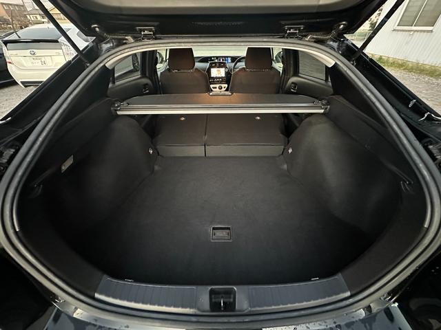 プリウス Sセーフティプラス 1年保証付き/純正9型ナビ/禁煙車/トヨタセーフティセンス/クリアランスソナー/LEDヘッドライト/フォグランプ/ETC/ドラレコ/フルセグTV/Bカメラ/BT再生/CD・DVD/オートライト(50枚目)