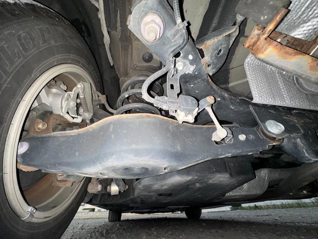 プリウス Sセーフティプラス 1年保証付き/純正9型ナビ/禁煙車/トヨタセーフティセンス/クリアランスソナー/LEDヘッドライト/フォグランプ/ETC/ドラレコ/フルセグTV/Bカメラ/BT再生/CD・DVD/オートライト(53枚目)