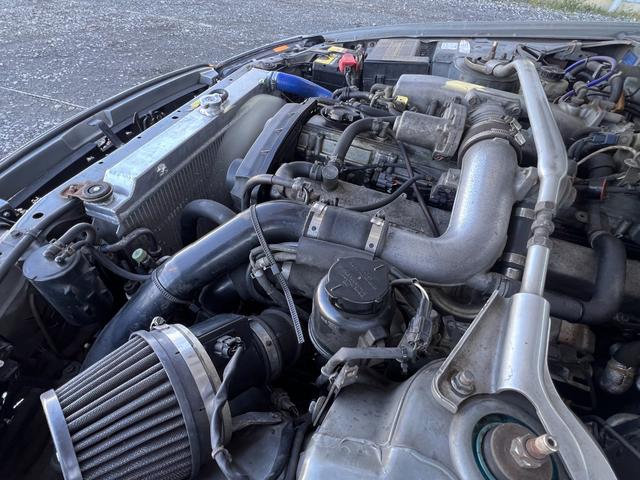 スカイライン 25GTターボ RB25ターボ/純正5速MT/純正OPアルティアバンパー/前置きIC/車高調/アルミラジエター/ブリッツエアクリ/ニスモリアバンパー/ユーラスリップ/JICマフラー/ターボタイマー(46枚目)