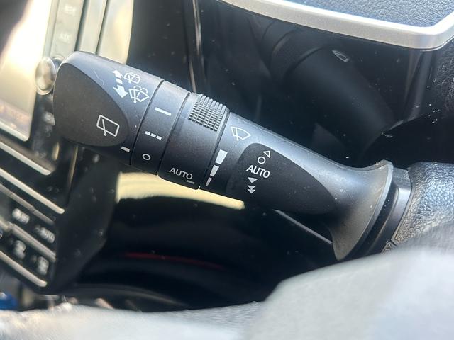 プリウス Sセーフティプラス 1年保証付き/セーフティセンス/クリアランスソナー/ヘッドアップディスプレイ/クルコン/純正ナビ/フルセグTV/Bカメラ/BT再生/LEDヘッドライト/フォグランプ/ETC/オートライト/電格ミラー(26枚目)