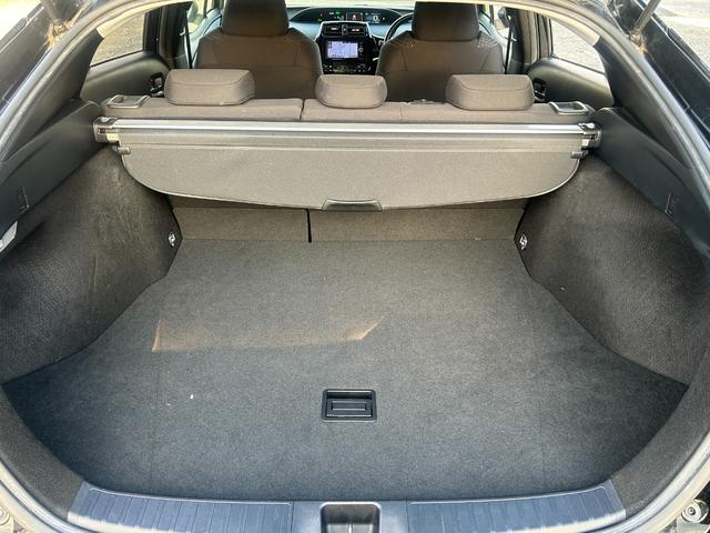 プリウス Sセーフティプラス 1年保証付き/セーフティセンス/クリアランスソナー/ヘッドアップディスプレイ/クルコン/純正ナビ/フルセグTV/Bカメラ/BT再生/LEDヘッドライト/フォグランプ/ETC/オートライト/電格ミラー(41枚目)