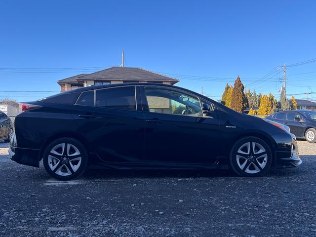 プリウス Ｓツーリングセレクション　１年保証付／モデリスタエアロ／アルパイン９型ナビ／革シート／セーフティセンス／レークル／フルセグＴＶ／Ｂｌｕｅｔｏｏｔｈ再生／バックカメラ／サブウーファー／ＥＴＣ／ドラレコ／レーダー探知機（9枚目）