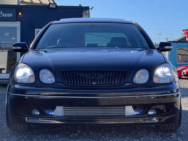 アリスト Ｖ３００ベルテックスエディション　サンルーフ／３２６車高調／トラスト前置きＩＣ／ＡＴＳ製ＬＳＤ／トムスＥＣＵ／ＢＬＩＴＺブーコン／ＨＫＳマフラー／スロットルコンバー／ＦＲＰボンネット／社外エアロ／インテンシブハンク１９ＡＷ／ＥＴＣ（6枚目）