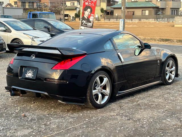 フェアレディZ バージョンS 6MT/TEIN車高調/柿本マフラー/オートゲージ油温計・水温計/ガレージマックFバンパー/ウェーバースポーツサイドステップ/トランクスポイラー/純正ブレンボ/ナビ/フルセグTV/ETC(8枚目)