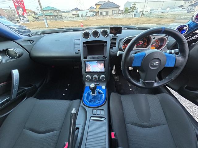 フェアレディZ バージョンS 6MT/TEIN車高調/柿本マフラー/オートゲージ油温計・水温計/ガレージマックFバンパー/ウェーバースポーツサイドステップ/トランクスポイラー/純正ブレンボ/ナビ/フルセグTV/ETC(17枚目)