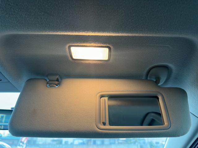 プリウス Ｓツーリングセレクション　１年保証／純正ナビ／ＴＶ視聴／ＥＴＣ／バックカメラ／フォグランプ／スマートキー／ステアリングスイッチ／ＬＥＤヘッドライト／オートライト／プッシュスタート／ヘッドライトウォッシャー（33枚目）