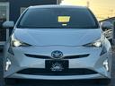 プリウス Ｓセーフティプラス　１年保証付き／禁煙車／トヨタセーフティセンス／クリアランスソナー／ドラレコ／ＬＥＤヘッド／フォグ／ＥＴＣ／Ｂカメラ／フルセグＴＶ／ＢＴ再生／クルコン／ＣＤ・ＤＶＤ再生／オートライト／電動格納ミラー／（7枚目）