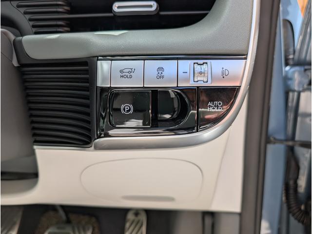 アイオニック５ ラウンジ　ＡＷＤ　リミテッドエディション　ワンオーナー・新車保証継承　限定２０台　ドライブレコーダー　全周囲カメラ　オートクルーズコントロール　レーンアシスト　パワーシート　衝突被害軽減システム　サンルーフ　ナビ　オートライト　電動リアゲート（8枚目）