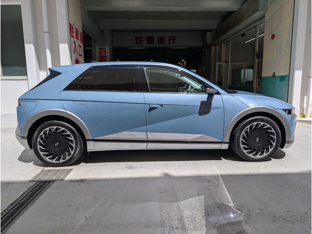アイオニック５ ラウンジ　ＡＷＤ　リミテッドエディション　ワンオーナー・新車保証継承　限定２０台　ドライブレコーダー　全周囲カメラ　オートクルーズコントロール　レーンアシスト　パワーシート　衝突被害軽減システム　サンルーフ　ナビ　オートライト　電動リアゲート（14枚目）