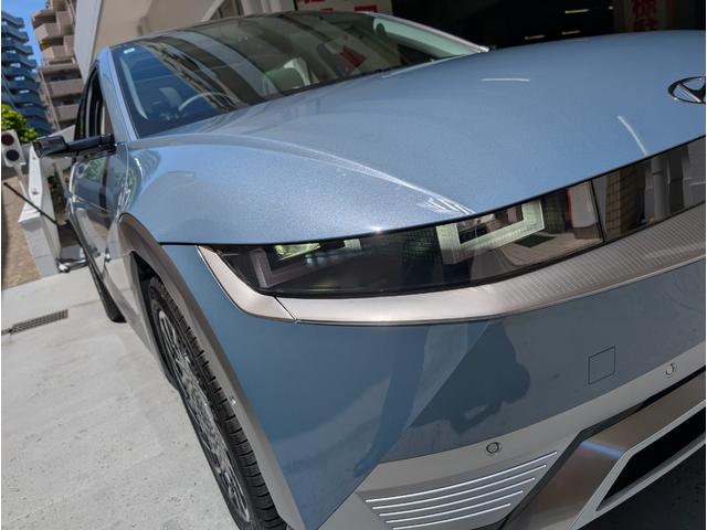 アイオニック５ ラウンジ　ＡＷＤ　リミテッドエディション　ワンオーナー・新車保証継承　限定２０台　ドライブレコーダー　全周囲カメラ　オートクルーズコントロール　レーンアシスト　パワーシート　衝突被害軽減システム　サンルーフ　ナビ　オートライト　電動リアゲート（21枚目）