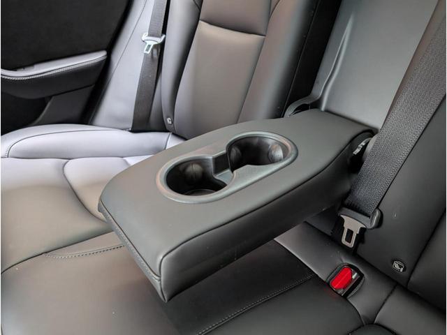 モデル３ スタンダードプラス　バックカメラ　サイドカメラ　ナビ　クリアランスソナー　パワーシート　シートヒーター　ＣＶＴ　アルミホイール　Ｂｌｕｅｔｏｏｔｈ　サンルーフ　パワーウィンドウ（42枚目）
