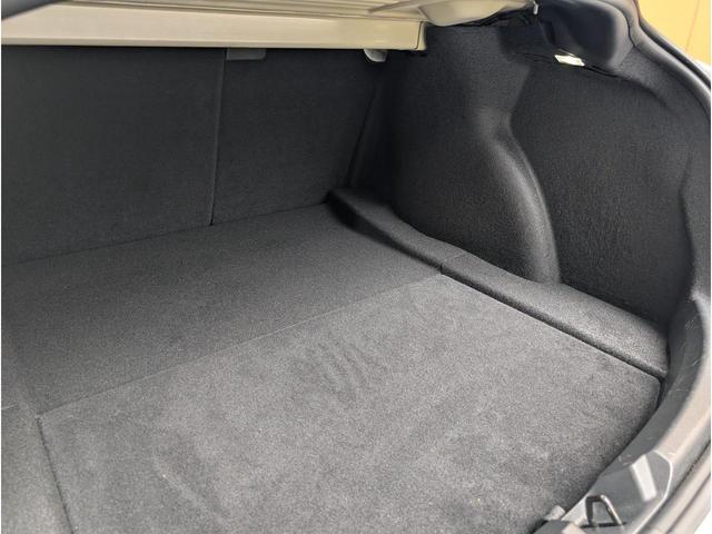 モデル３ スタンダードプラス　バックカメラ　サイドカメラ　ナビ　クリアランスソナー　パワーシート　シートヒーター　ＣＶＴ　アルミホイール　Ｂｌｕｅｔｏｏｔｈ　サンルーフ　パワーウィンドウ（52枚目）