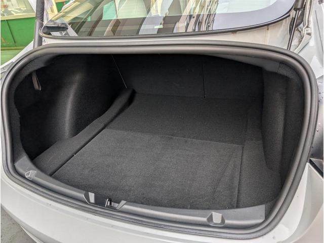 モデル３ ロングレンジ　４ＷＤ　クリアランスソナー　バックカメラ　サイドカメラ　ナビ　アルミホイール　オートマチックハイビーム　サンルーフ　ＣＶＴ　電動リアゲート　Ｂｌｕｅｔｏｏｔｈ　エアコン　パワーステアリング（29枚目）