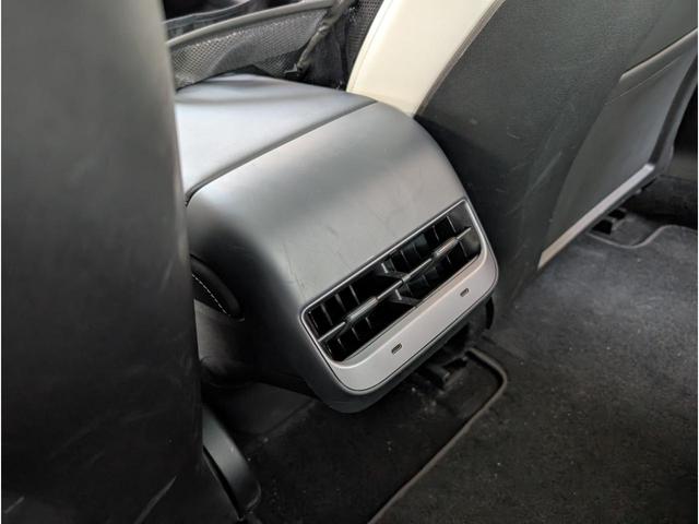 モデル３ ロングレンジ　４ＷＤ　クリアランスソナー　バックカメラ　サイドカメラ　ナビ　アルミホイール　オートマチックハイビーム　サンルーフ　ＣＶＴ　電動リアゲート　Ｂｌｕｅｔｏｏｔｈ　エアコン　パワーステアリング（42枚目）