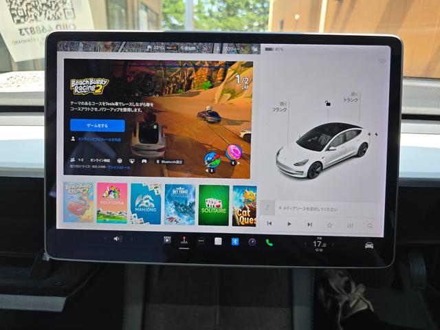 モデル３ スタンダードレンジプラス　ＥＴＣ　オートクルーズコントロール　ナビ　アルミホイール　サンルーフ　ＣＶＴ　電動リアゲート　Ｂｌｕｅｔｏｏｔｈ　ＡＢＳ　エアコン　パワーステアリング　パワーウィンドウ　運転席エアバッグ（9枚目）