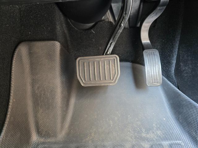 モデル３ スタンダードレンジプラス　ＥＴＣ　オートクルーズコントロール　ナビ　アルミホイール　サンルーフ　ＣＶＴ　電動リアゲート　Ｂｌｕｅｔｏｏｔｈ　ＡＢＳ　エアコン　パワーステアリング　パワーウィンドウ　運転席エアバッグ（51枚目）