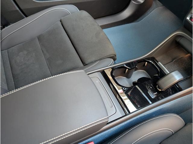ＸＣ４０リチャージ リチャージ　アルティメットシングルモーター　ワンオーナー　ＣＡＲＲＯ認定１年保証　　前後ドラレコ　ＥＴＣ　全周囲カメラ　クリアランスソナー　オートクルーズコントロール　パワーシート　サンルーフ（23枚目）