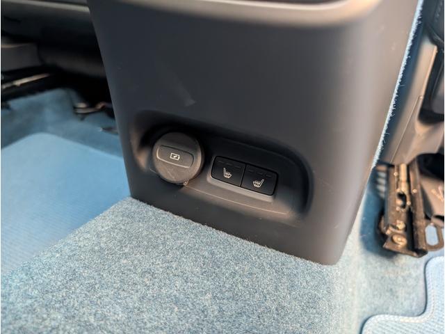 ＸＣ４０リチャージ リチャージ　アルティメットシングルモーター　ワンオーナー　ＣＡＲＲＯ認定１年保証　　前後ドラレコ　ＥＴＣ　全周囲カメラ　クリアランスソナー　オートクルーズコントロール　パワーシート　サンルーフ（24枚目）