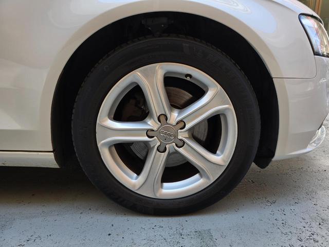 Ａ４アバント ２．０ＴＦＳＩ　ＥＴＣ　バックカメラ　ナビ　ＴＶ　クリアランスソナー　オートクルーズコントロール　アルミホイール　オートライト　ＨＩＤ　パワーシート　スマートキー　アイドリングストップ　電動格納ミラー　シートヒーター（22枚目）