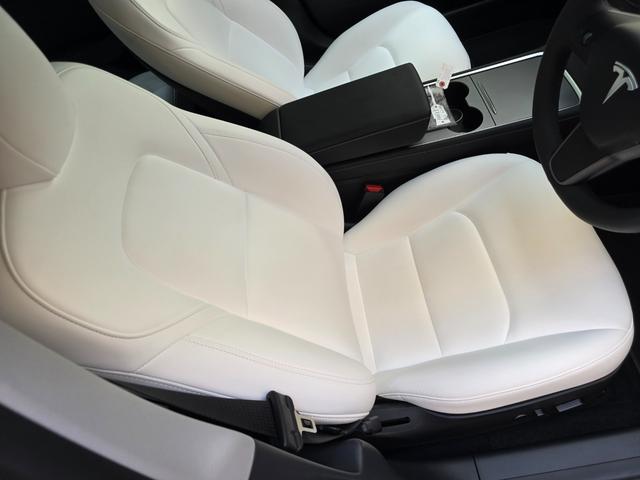 モデル３ 　ＥＴＣ　バックカメラ　サイドカメラ　ＣＶＴ　アルミホイール　Ｂｌｕｅｔｏｏｔｈ　サンルーフ（16枚目）