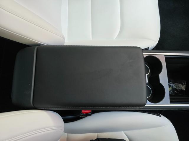 モデル３ 　ＥＴＣ　バックカメラ　サイドカメラ　ＣＶＴ　アルミホイール　Ｂｌｕｅｔｏｏｔｈ　サンルーフ（38枚目）