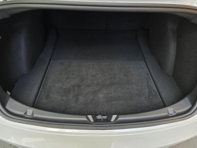 モデル３ 　ＥＴＣ　バックカメラ　サイドカメラ　ＣＶＴ　アルミホイール　Ｂｌｕｅｔｏｏｔｈ　サンルーフ（59枚目）