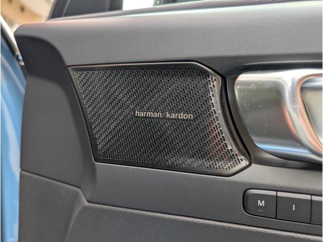Ｃ４０リチャージ リチャージ　ツイン　４ＷＤ　ドライブレコーダー　全周囲カメラ　オートクルーズコントロール　パワーシート　衝突被害軽減システム　サンルーフ　ナビ　ＬＥＤヘッドランプ　アルミホイール　シートヒーター　ＣＶＴ　盗難防止システム（35枚目）