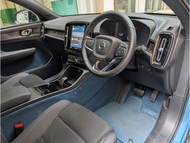 Ｃ４０リチャージ リチャージ　ツイン　４ＷＤ　ドライブレコーダー　全周囲カメラ　オートクルーズコントロール　パワーシート　衝突被害軽減システム　サンルーフ　ナビ　ＬＥＤヘッドランプ　アルミホイール　シートヒーター　ＣＶＴ　盗難防止システム（49枚目）