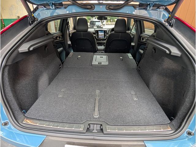 Ｃ４０リチャージ リチャージ　ツイン　４ＷＤ　ドライブレコーダー　全周囲カメラ　オートクルーズコントロール　パワーシート　衝突被害軽減システム　サンルーフ　ナビ　ＬＥＤヘッドランプ　アルミホイール　シートヒーター　ＣＶＴ　盗難防止システム（60枚目）