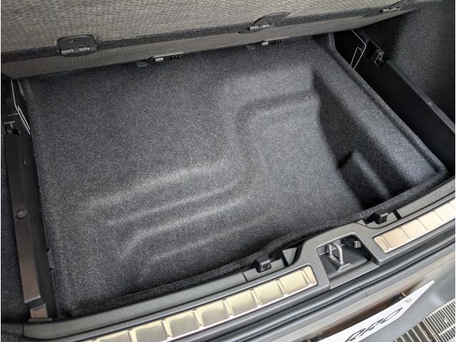 Ｃ４０リチャージ リチャージ　ツイン　４ＷＤ　ドライブレコーダー　全周囲カメラ　オートクルーズコントロール　パワーシート　衝突被害軽減システム　サンルーフ　ナビ　ＬＥＤヘッドランプ　アルミホイール　シートヒーター　ＣＶＴ　盗難防止システム（67枚目）