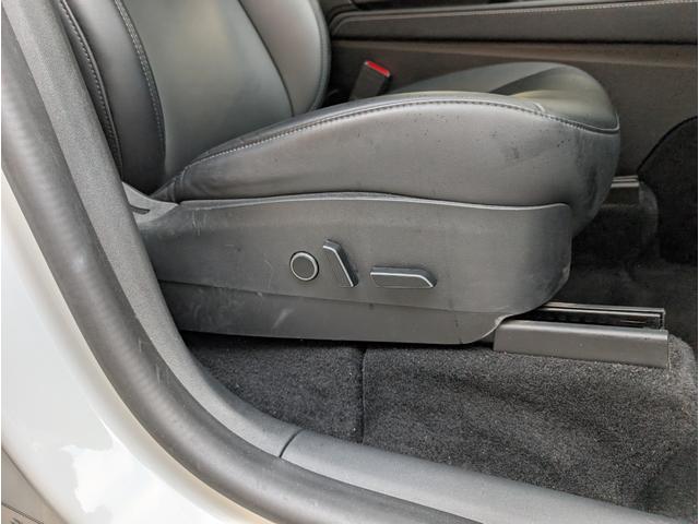 モデルＹ ベースグレード　バックカメラ　サイドカメラ　クリアランスソナー　パワーシート　サンルーフ　ナビ　ＣＶＴ　Ｂｌｕｅｔｏｏｔｈ　ＡＢＳ　ＥＳＣ　エアコン　パワーステアリング（54枚目）