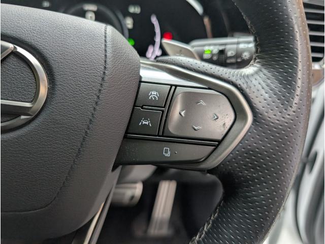 ＮＸ ＮＸ３５０ｈ　Ｆスポーツ　全周囲カメラ　クリアランスソナー　オートクルーズコントロール　レーンアシスト　パワーシート　衝突被害軽減システム　ナビ　ＴＶ　オートマチックハイビーム　オートライト　ＬＥＤヘッドランプ　電動リアゲート（10枚目）