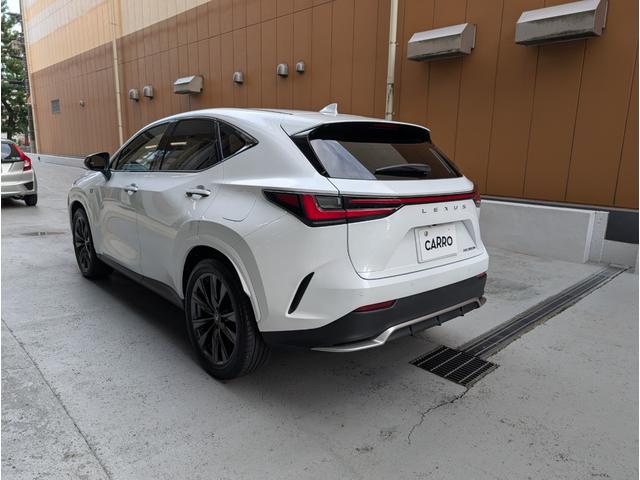 ＮＸ ＮＸ３５０ｈ　Ｆスポーツ　全周囲カメラ　クリアランスソナー　オートクルーズコントロール　レーンアシスト　パワーシート　衝突被害軽減システム　ナビ　ＴＶ　オートマチックハイビーム　オートライト　ＬＥＤヘッドランプ　電動リアゲート（16枚目）