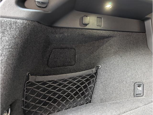 ＮＸ ＮＸ３５０ｈ　Ｆスポーツ　全周囲カメラ　クリアランスソナー　オートクルーズコントロール　レーンアシスト　パワーシート　衝突被害軽減システム　ナビ　ＴＶ　オートマチックハイビーム　オートライト　ＬＥＤヘッドランプ　電動リアゲート（61枚目）