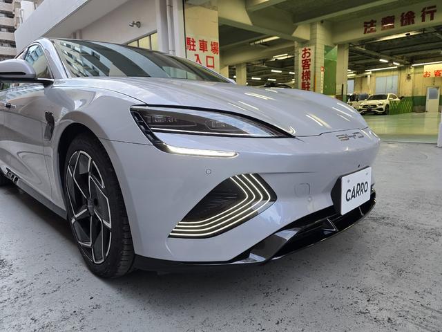 シール ベースグレード　保証継承　ワンオーナー　禁煙車　ガラスル－フ　ＣａｒＰｌａｙ対応　全周囲カメラ　レザーシート　アダプティブクルーズコントロール　純正ナビゲーション（21枚目）