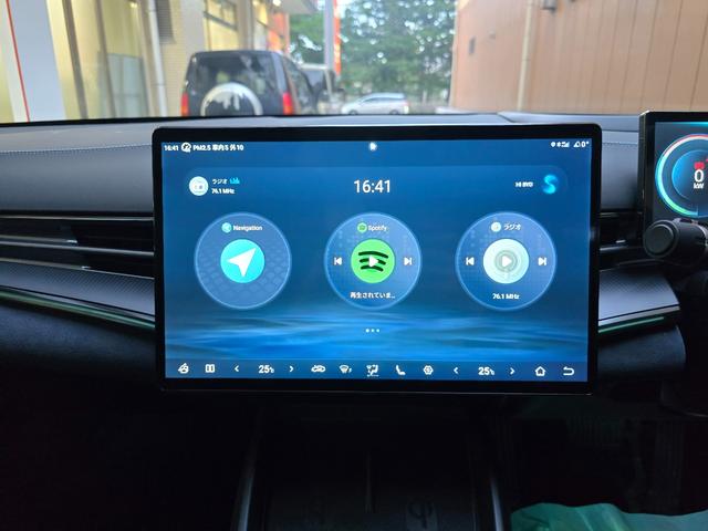 シール ベースグレード　保証継承　ワンオーナー　禁煙車　ガラスル－フ　ＣａｒＰｌａｙ対応　全周囲カメラ　レザーシート　アダプティブクルーズコントロール　純正ナビゲーション（37枚目）