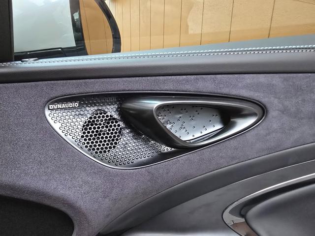 シール ベースグレード　保証継承　ワンオーナー　禁煙車　ガラスル－フ　ＣａｒＰｌａｙ対応　全周囲カメラ　レザーシート　アダプティブクルーズコントロール　純正ナビゲーション（58枚目）
