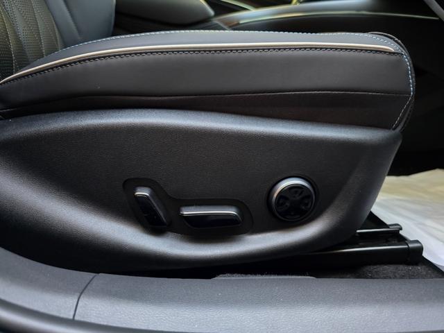 シール ベースグレード　保証継承　ワンオーナー　禁煙車　ガラスル－フ　ＣａｒＰｌａｙ対応　全周囲カメラ　レザーシート　アダプティブクルーズコントロール　純正ナビゲーション（64枚目）