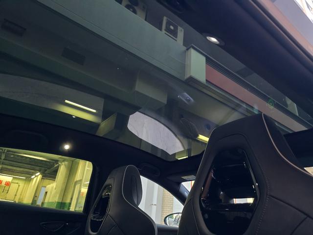 シール ベースグレード　保証継承　ワンオーナー　禁煙車　ガラスル－フ　ＣａｒＰｌａｙ対応　全周囲カメラ　レザーシート　アダプティブクルーズコントロール　純正ナビゲーション（74枚目）