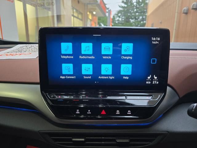 ID.4 プロ 新車保証継承 記録簿付 スペアキー付 CarPlay ドライブレコーダー ETC 360度カメラ アダプティブコントロール パノラマガラスルーフ オートライト アルミホイール シートヒーター CVT(5枚目)