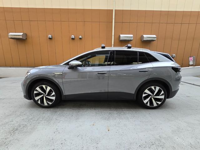 ID.4 プロ 新車保証継承 記録簿付 スペアキー付 CarPlay ドライブレコーダー ETC 360度カメラ アダプティブコントロール パノラマガラスルーフ オートライト アルミホイール シートヒーター CVT(15枚目)