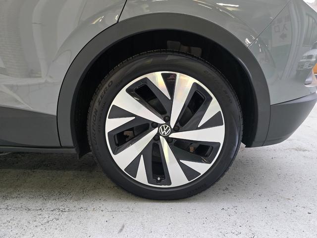 ID.4 プロ 新車保証継承 記録簿付 スペアキー付 CarPlay ドライブレコーダー ETC 360度カメラ アダプティブコントロール パノラマガラスルーフ オートライト アルミホイール シートヒーター CVT(26枚目)