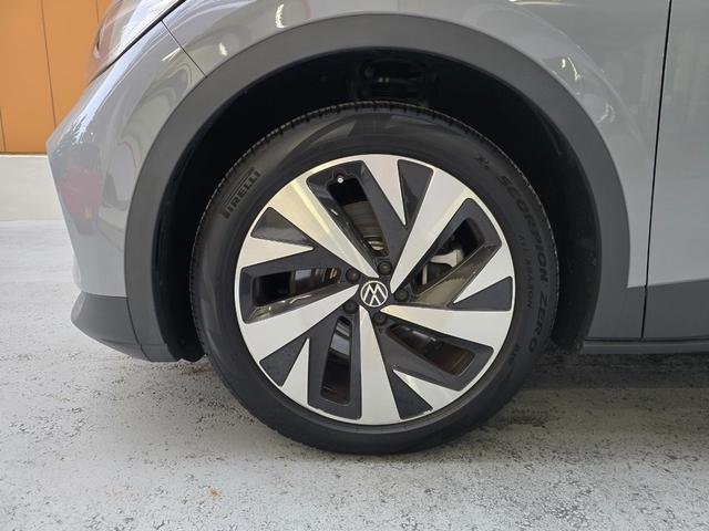 ID.4 プロ 新車保証継承 記録簿付 スペアキー付 CarPlay ドライブレコーダー ETC 360度カメラ アダプティブコントロール パノラマガラスルーフ オートライト アルミホイール シートヒーター CVT(27枚目)