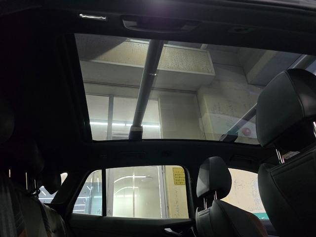 ID.4 プロ 新車保証継承 記録簿付 スペアキー付 CarPlay ドライブレコーダー ETC 360度カメラ アダプティブコントロール パノラマガラスルーフ オートライト アルミホイール シートヒーター CVT(35枚目)